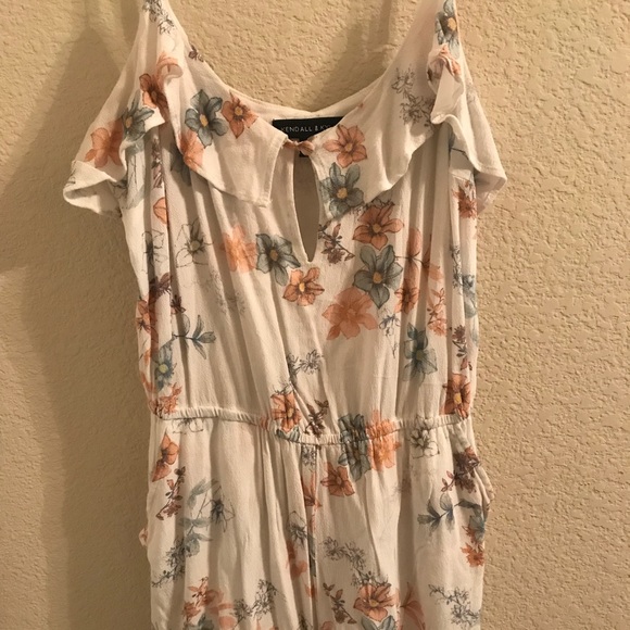 Romper - Picture 1 of 1